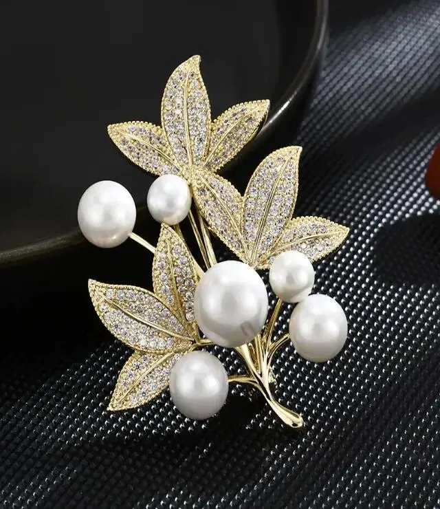 Abay Sequin Brooch Pin