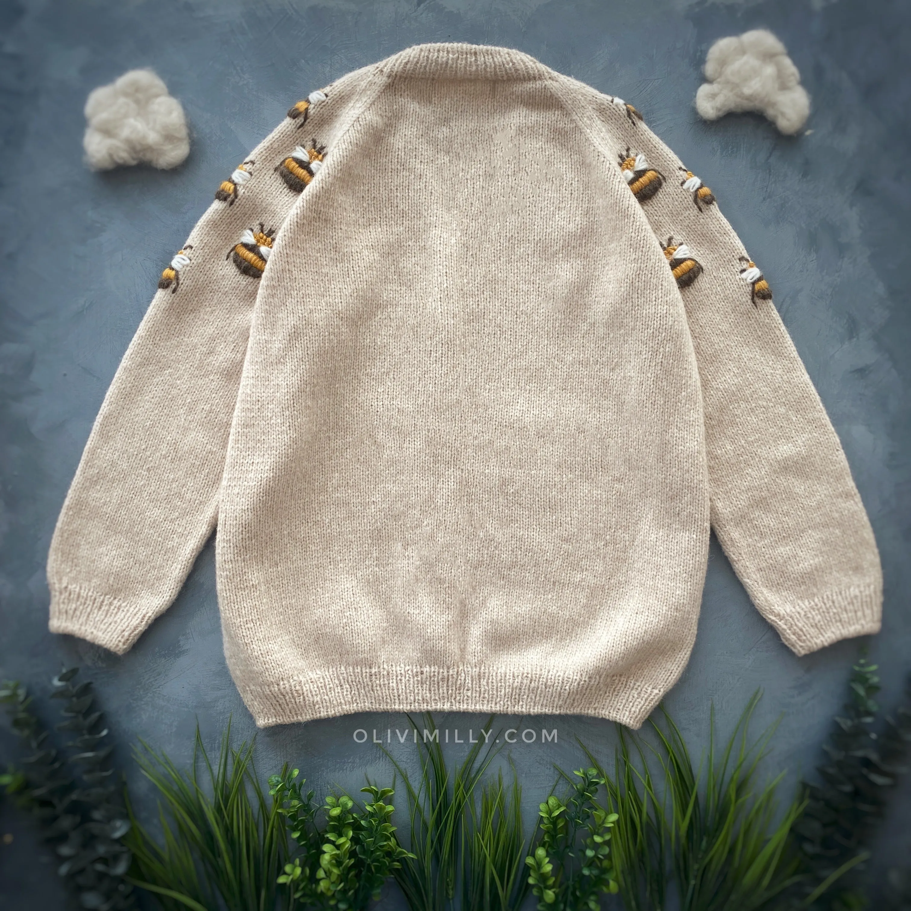 Adult Bee cardigan | wheat