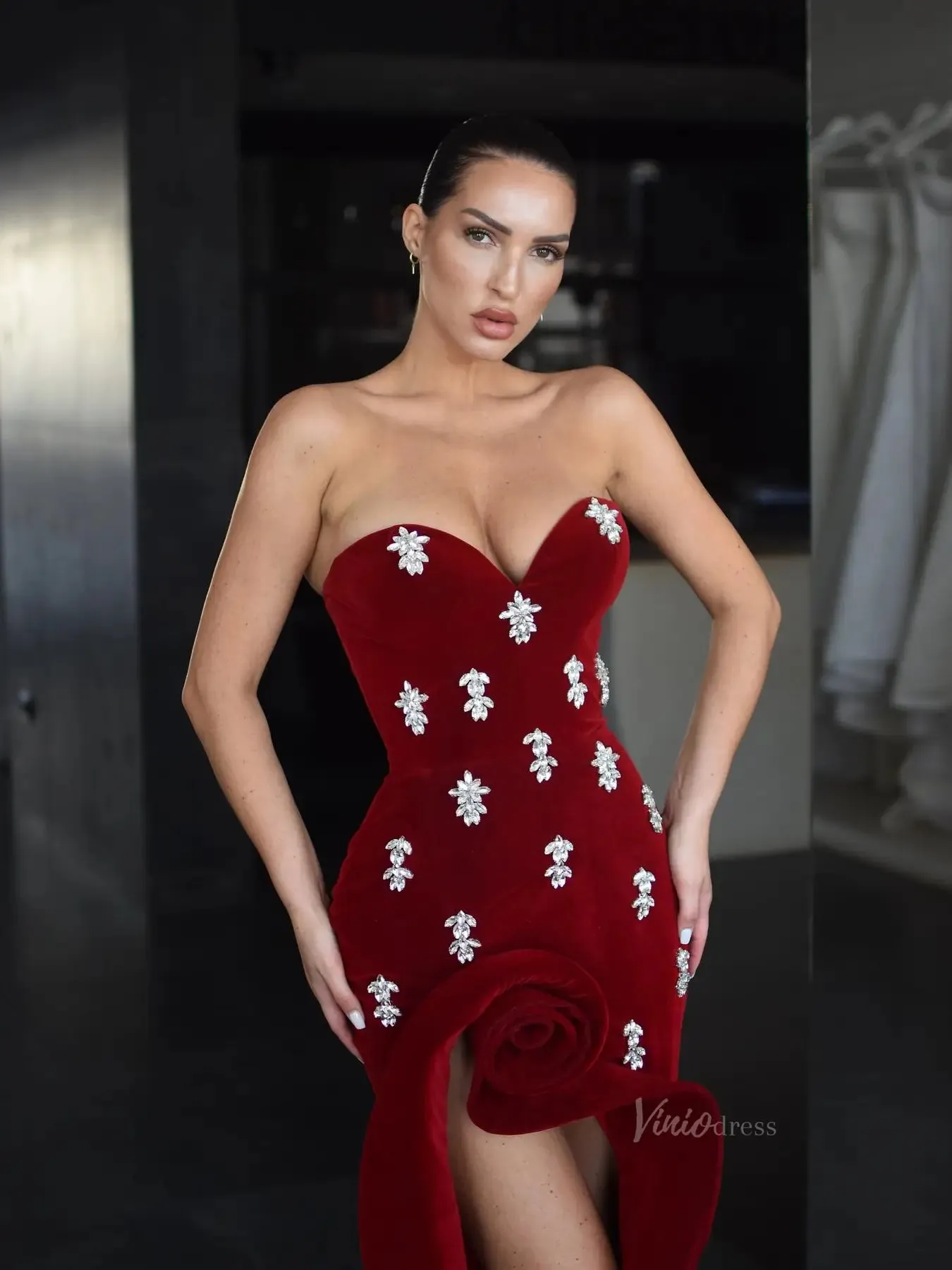 Burgundy Velvet Prom Dresses with Rhinestones, Rosette Slit & Sweetheart Neckline - FD5277
