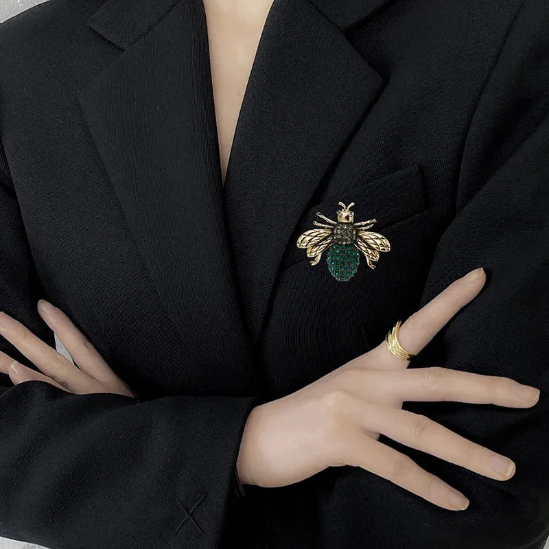 Mai Lace Brooch Pin
