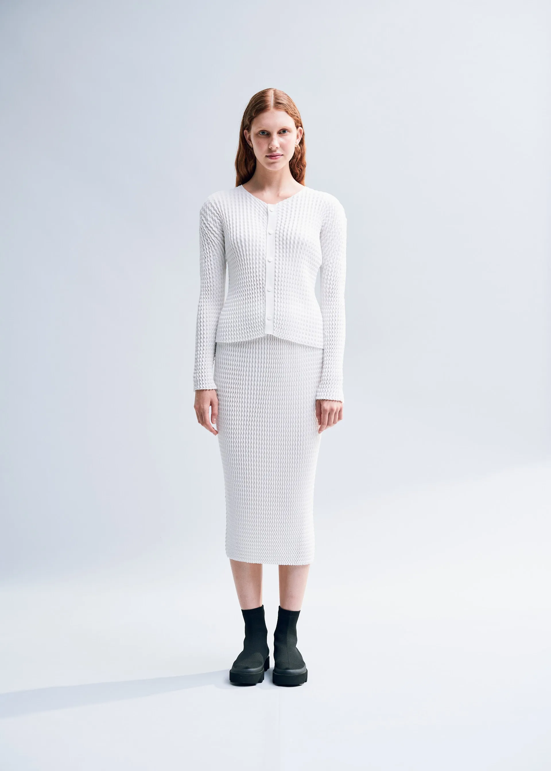 SPONGY BK/WT-36 CARDIGAN
