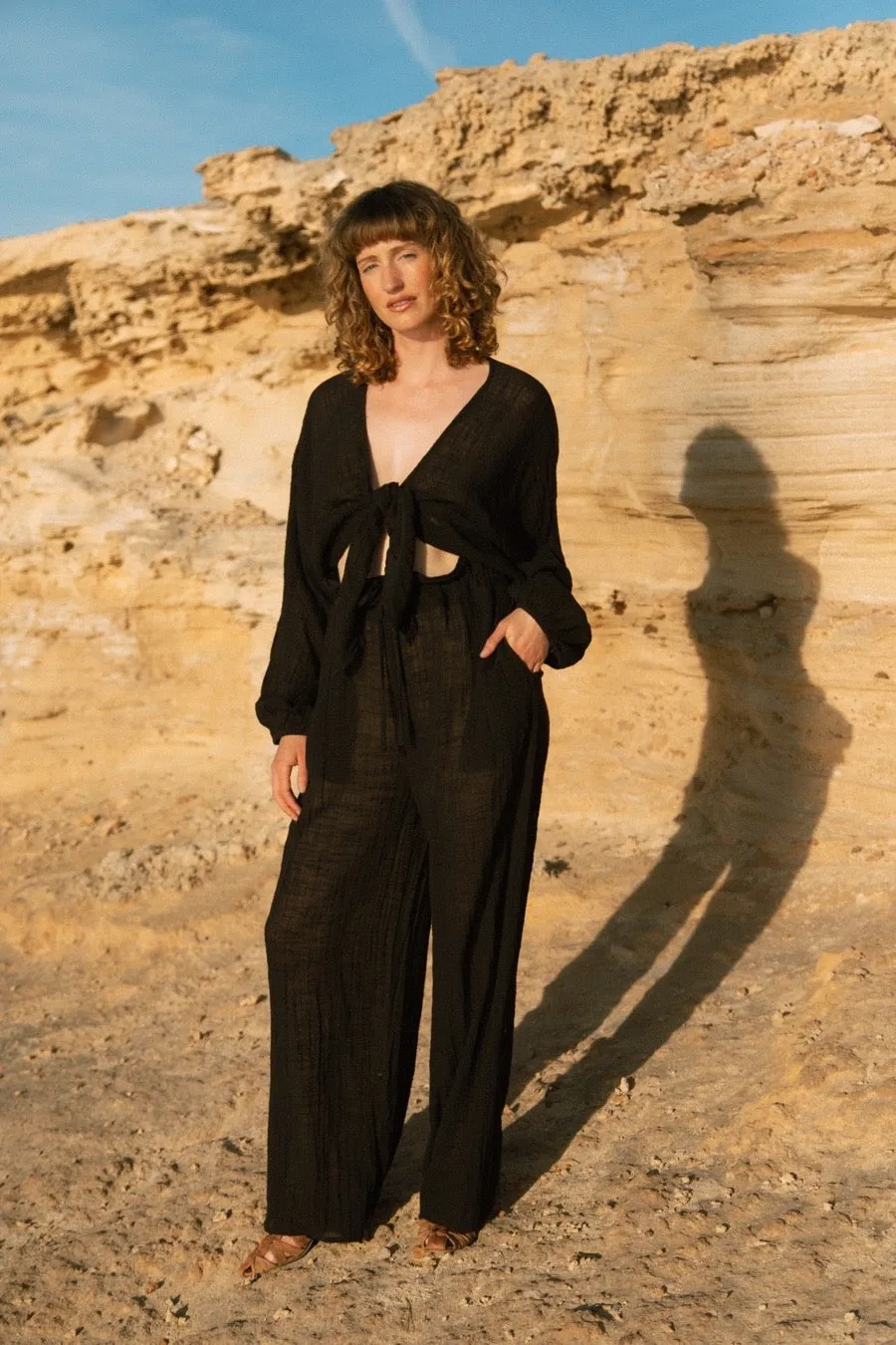 TIA TIE TOP BLACK