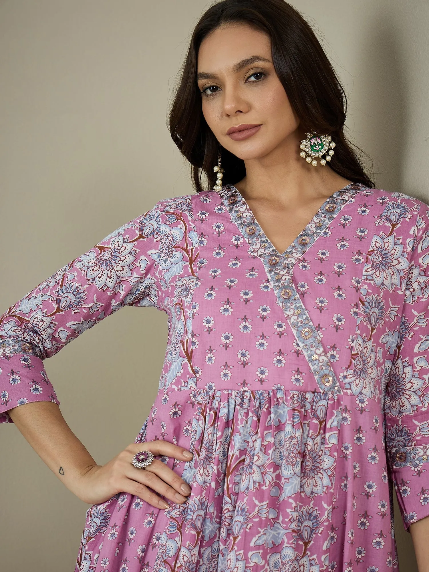 Women Floral Printed Angrakha Sequinned Kurta with Trousers