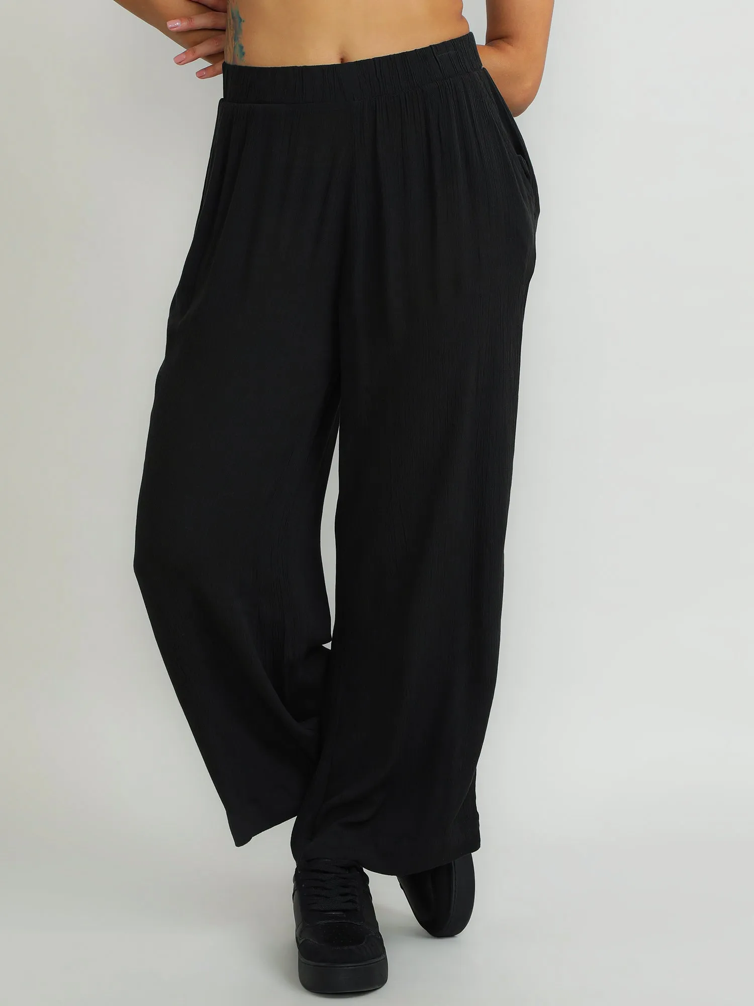 Women Viscose Black Straight Pants