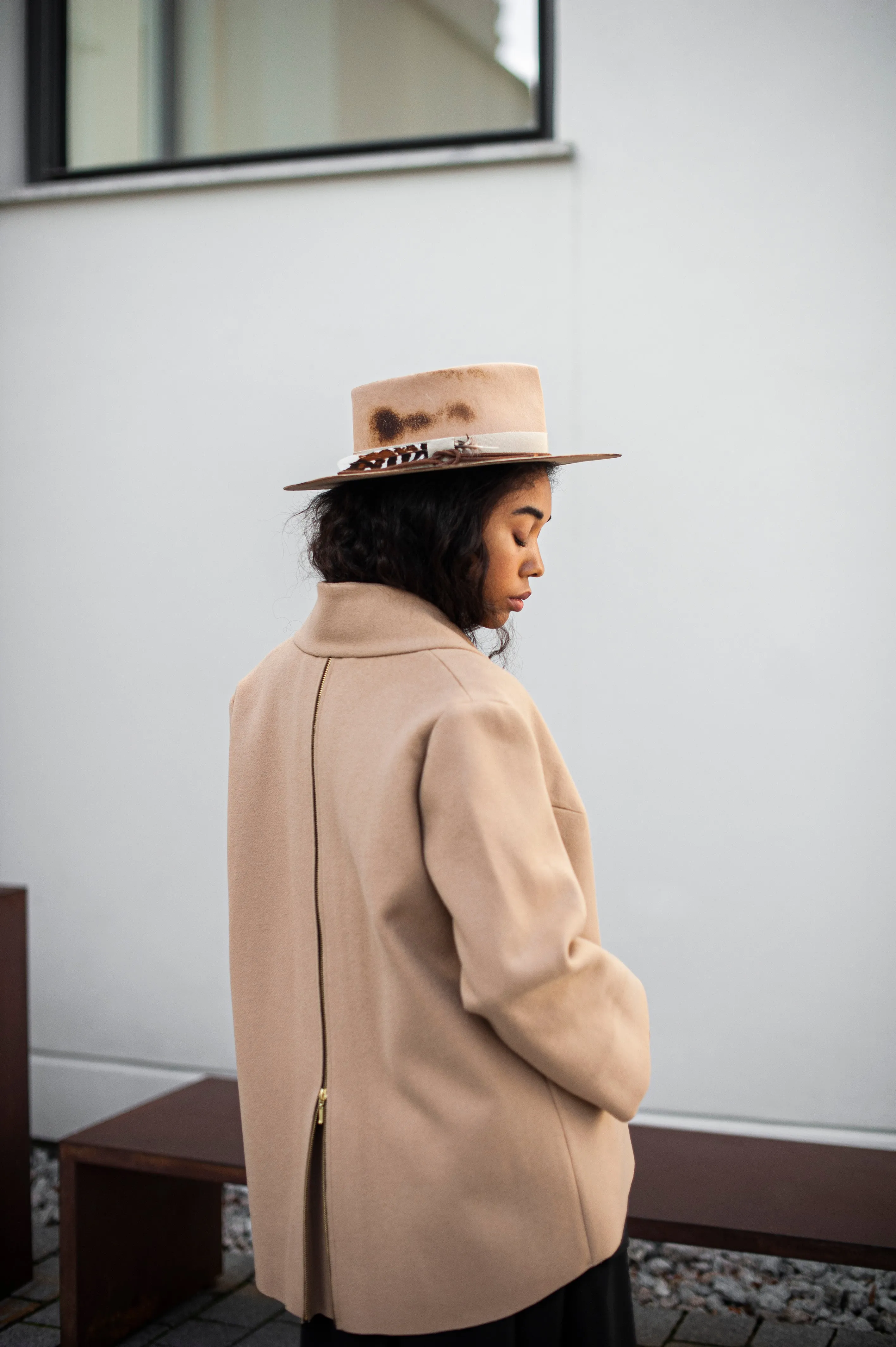 Women's Haori style wool blazer with zipper detail and open front